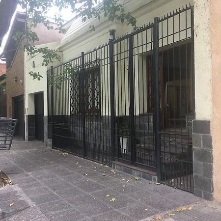 Casa Cerca Del Centro Bed&Breakfast Mendoza Exterior photo